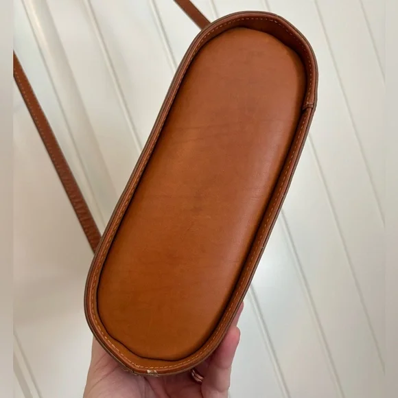 Sézane Victor Heritage smooth leather brown crossbody - Picture 6 of 16